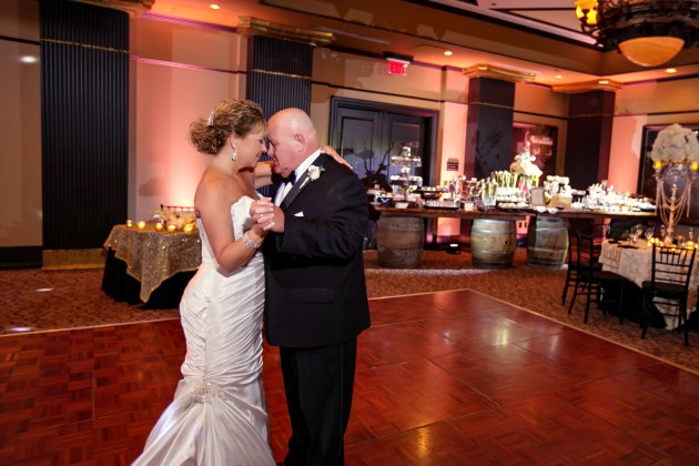 grand-bohemian-hotel-dogwood-blossom-stationery-couple