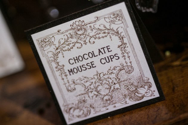 grand-bohemian-hotel-dogwood-blossom-stationery-dessert-sign