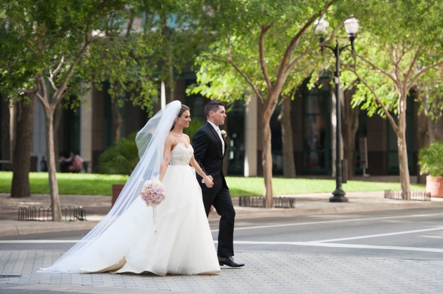 Scott Craig Photography, Dogwood Blossom Stationery, Orlando weddings, bride and groom