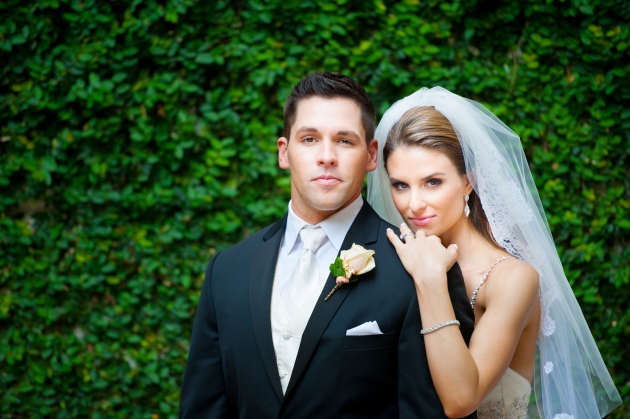 Scott Craig Photography, Dogwood Blossom Stationery, Orlando weddings, bride and groom