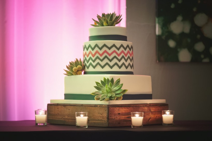 Lauren Watai Photography, Dogwood Blossom Stationery, Orlando weddings, cake