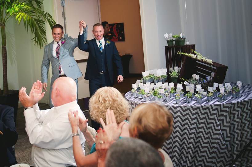 Lauren Watai Photography, Dogwood Blossom Stationery, Orlando weddings, entrance with favors